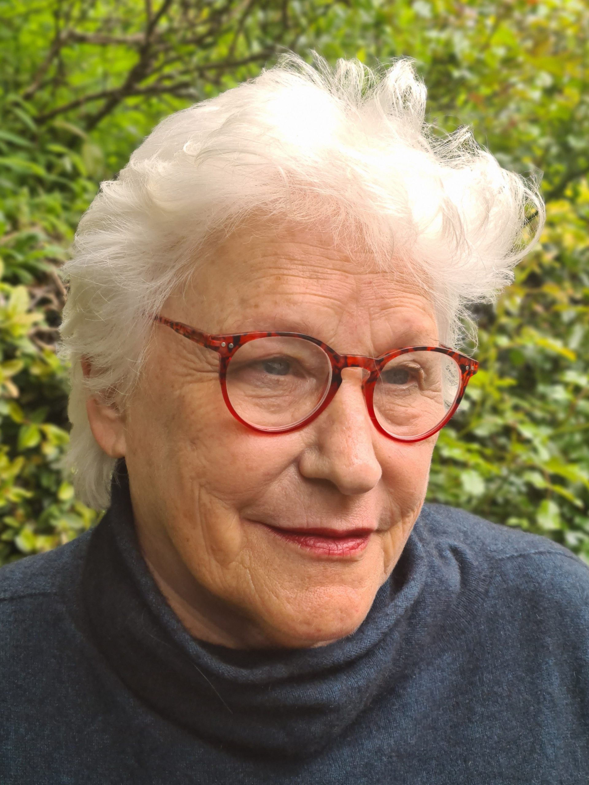 Navina Michal Clemerson – Specialist in Holocaust Memoirs